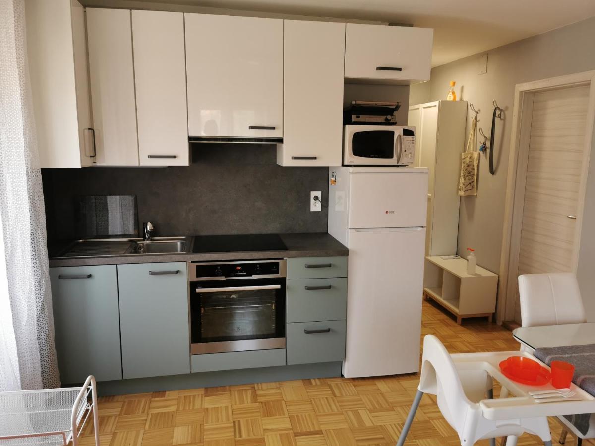 Silvo Apartments โคเปร์ ภายนอก รูปภาพ