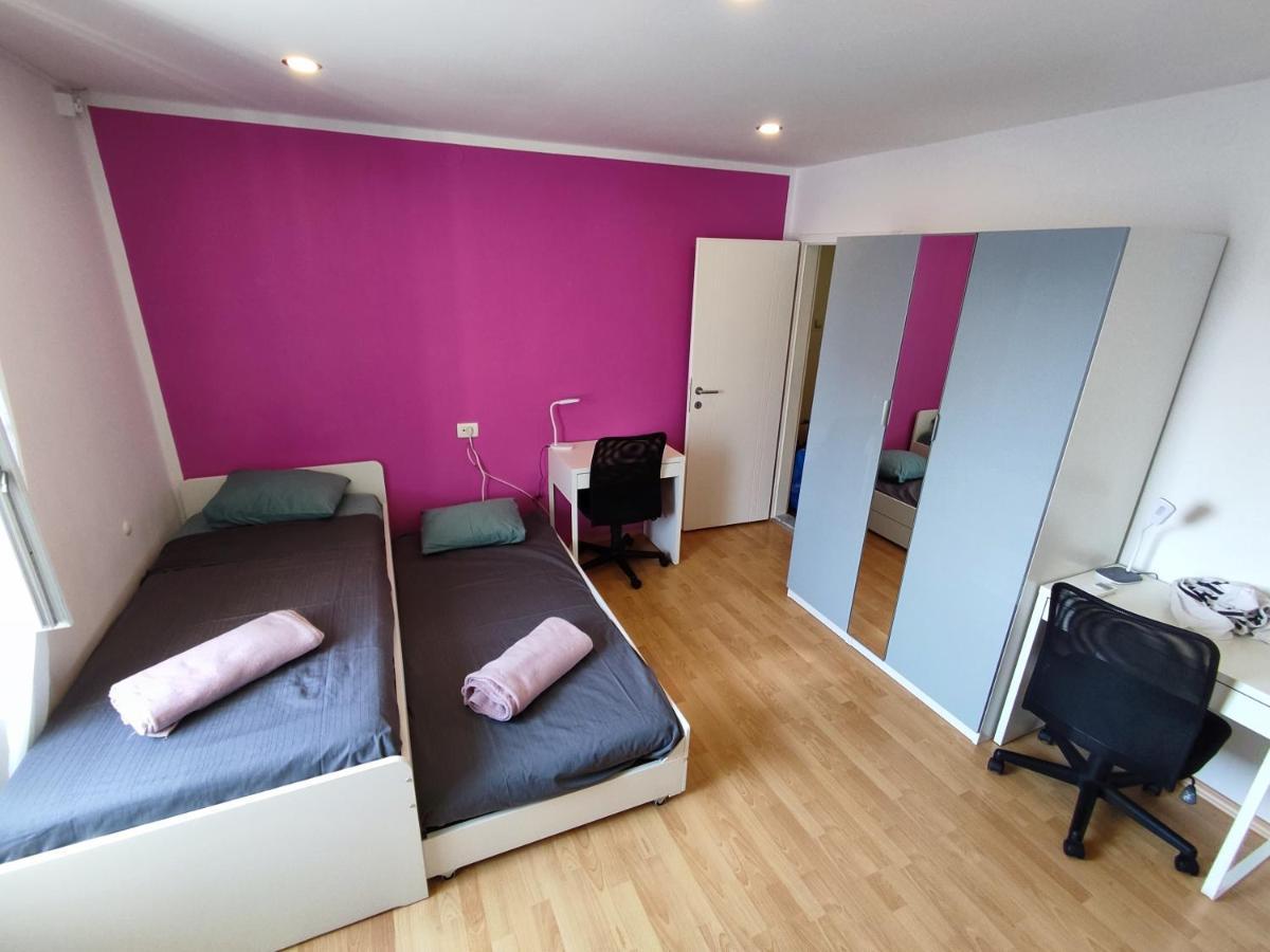 Silvo Apartments โคเปร์ ภายนอก รูปภาพ