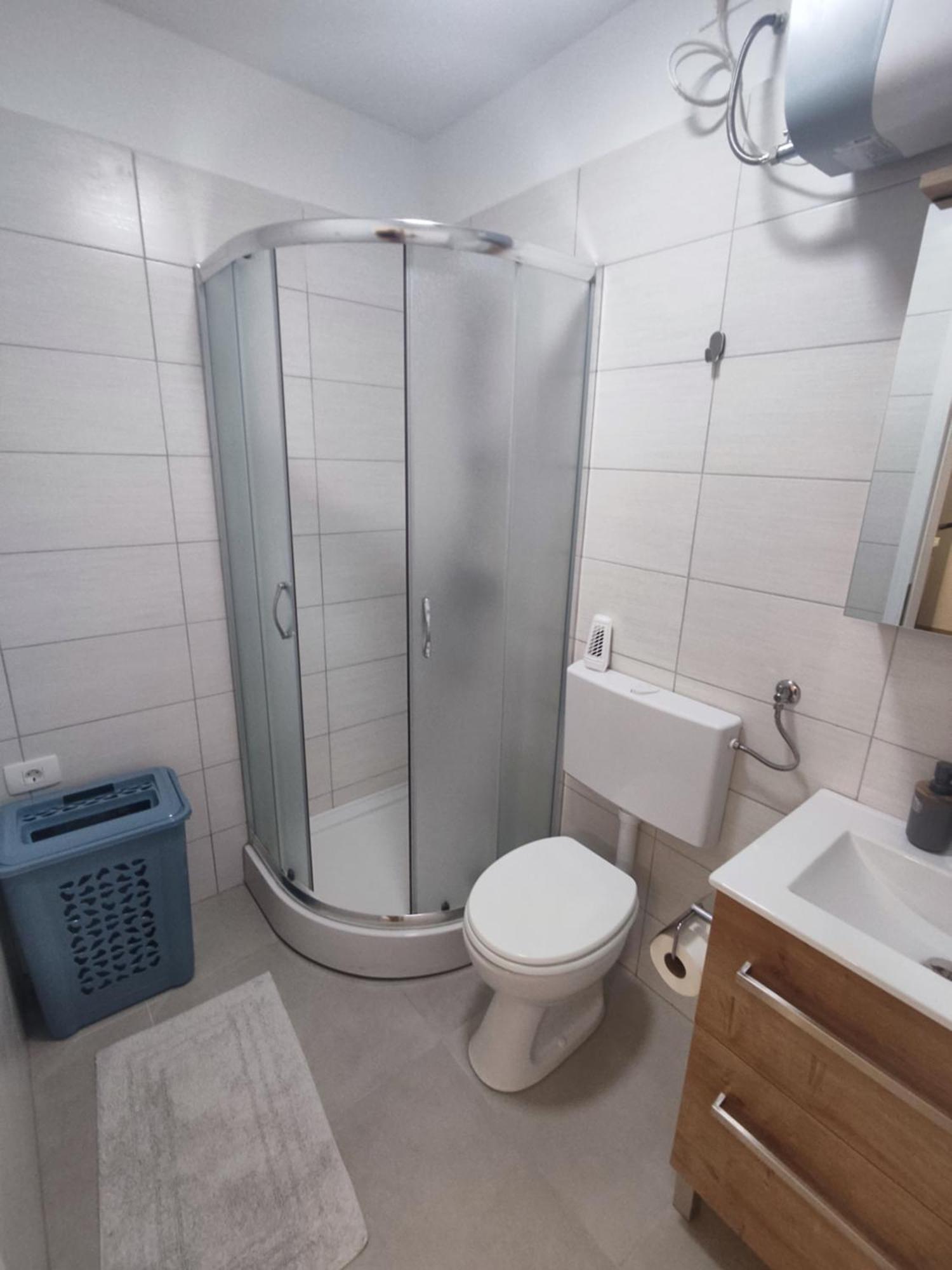 Silvo Apartments โคเปร์ ภายนอก รูปภาพ