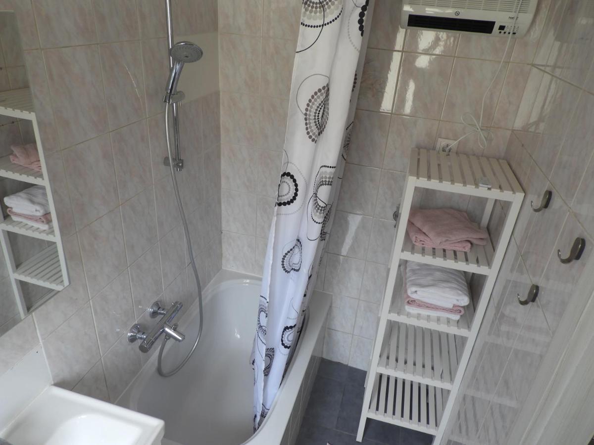 Silvo Apartments โคเปร์ ภายนอก รูปภาพ